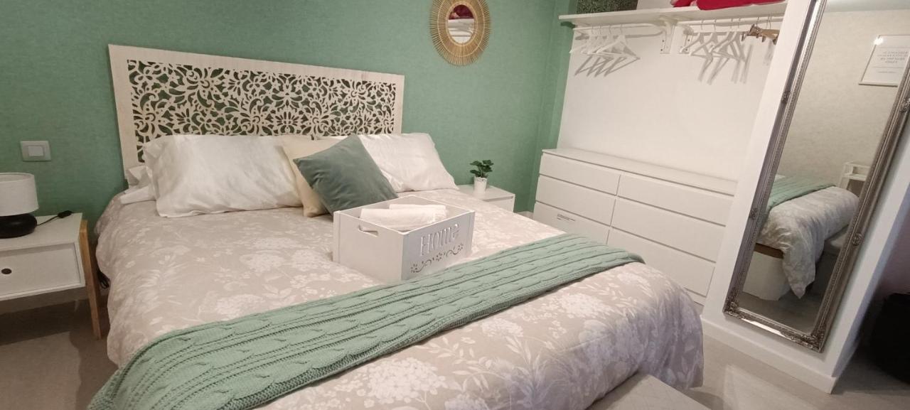 Apartamento Precioso Frente Al Teatro Falla, A 4 Min De Playa De La Caleta Cádiz